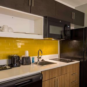 Mainstay Suites Savannah Midtown